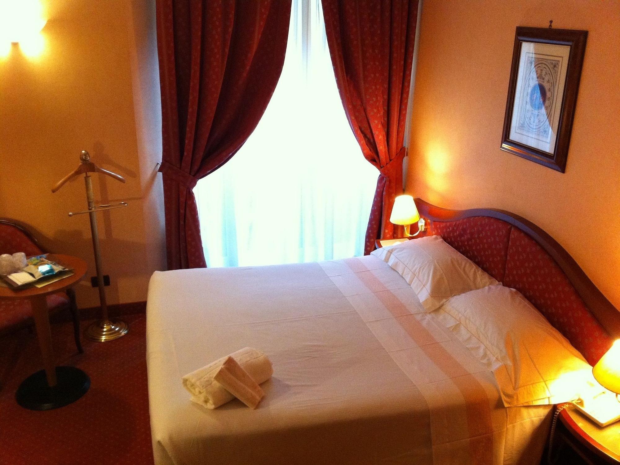 Massimo Plaza Hotel Palermo Eksteriør billede
