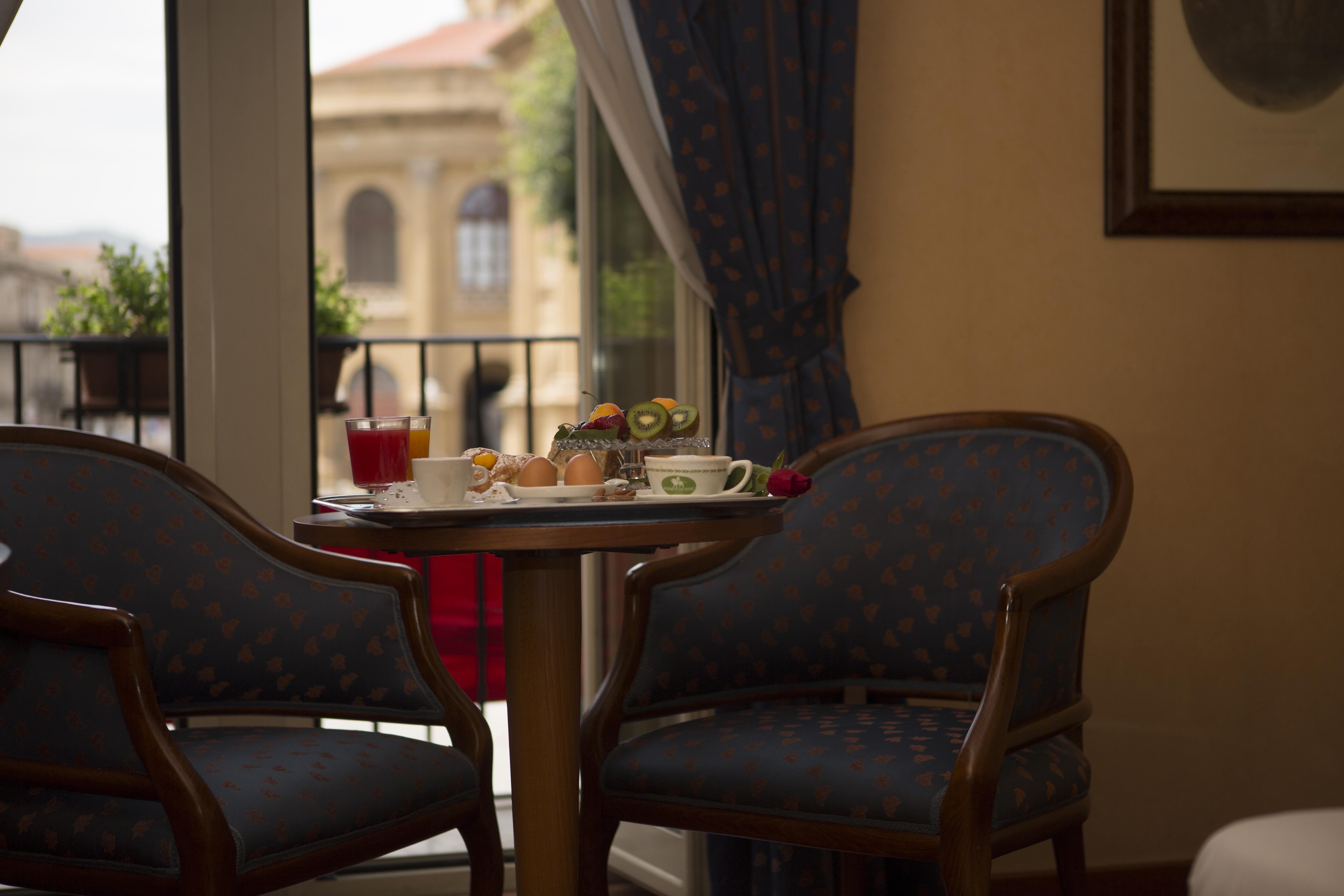 Massimo Plaza Hotel Palermo Eksteriør billede