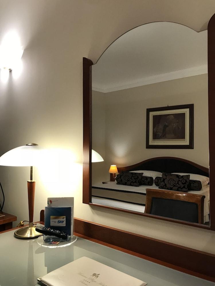 Massimo Plaza Hotel Palermo Eksteriør billede
