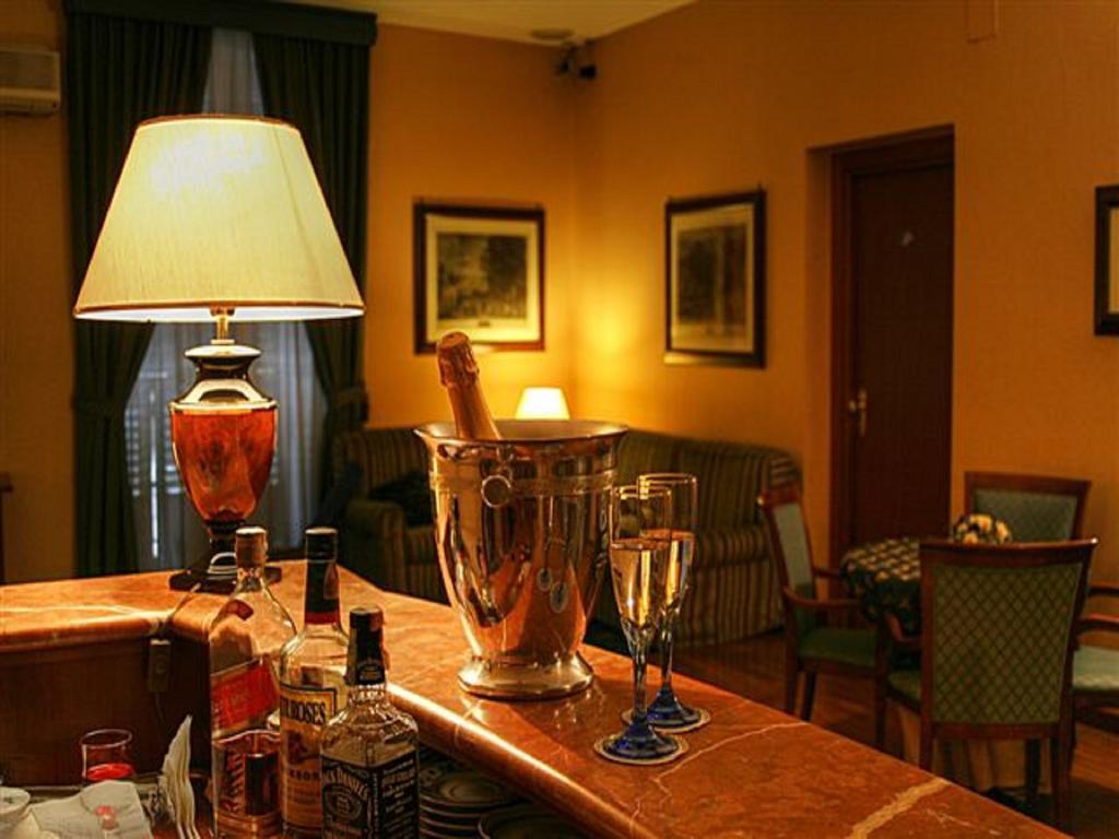 Massimo Plaza Hotel Palermo Eksteriør billede
